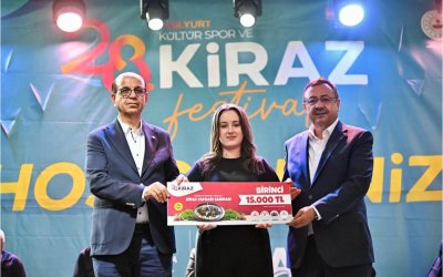Genç Aşçıdan Büyük Başarı! 19 Yaşındaki Hatem Sudenaz Festivalin Şampiyonu Oldu
