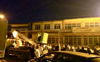 Sanayide Esnaf Elektrik Kesintisine Karşı İş Yerlerinde Nöbette