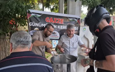 Malatya'da "Gazze Günümüzün Kerbelası" Sloganıyla Aşure İkramı