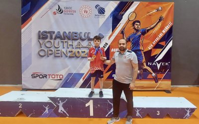 Milli Badmintoncu Kerem Eren Çelik Başarılarına Bir Yenisini Daha Ekledi