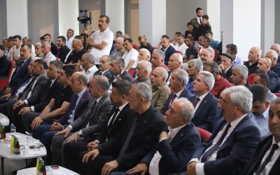 MHP Hekimhan’da Efendi Akyüz Yeniden Başkan Seçildi