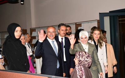 Bakan Göktaş’tan Malatya Şehir Kütüphanesi’ne Övgü