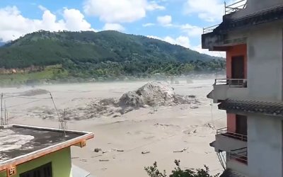 Nepal'deki Sel Felaketinde Ölü Sayısı 359'a Yükseldi, Yaklaşık 1500 Kişi Kayıp
