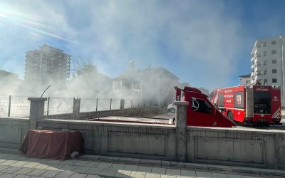 Kuru Otların Yakıldığı Sırada Yangın Çıktı