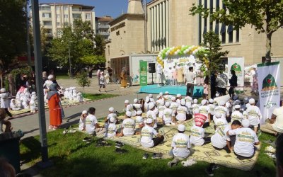 Malatya’da Çocuklardan “Hayat Namazla Güzeldir” Yürüyüşü