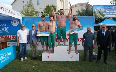Turgut Özal Güreşlerinde Başpehlivan Kılıçsallayan Oldu