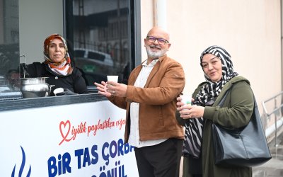 Yeşilyurt’ta Hasta ve Yakınlarına Sıcak Çorba İkramı