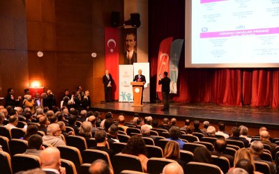 Vali Seddar Yavuz’dan Okul Güvenliği ve Spor Seferberliği: "Asıl Görevimiz Geleceği İnşa Etmektir"