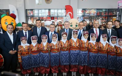 Malatya’da Kitap Şöleni Başladı: 300 Yayınevi, 350 İmza Etkinliği