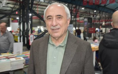 Şair Nurullah Genç: Geçmişi Bilmeyen Bugünü Anlayamaz