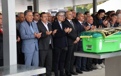 Malatya’nın Tanınmış Esnafı Burhan Özdemir Son Yolculuğuna Uğurlandı