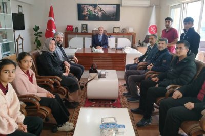 Lise öğrencilerinden Filistin'e anlamlı bağış