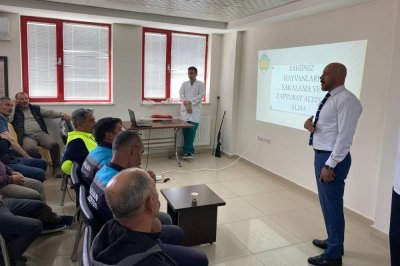 Sahipsiz hayvanlara yaklaşma ve müdahale teknikleri eğitimi verildi