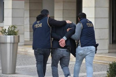 FETÖ'nün emniyet yapılanmasına operasyon: 38 gözaltı kararı