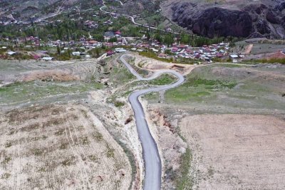 Ayvalı Mahallesi'nin 36 yıllık yol sorunu çözüldü
