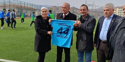 Başkan Yıldırım’dan Hekimhan Belediyesi Girmanaspor’a tam destek