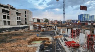 Depremin vurduğu Malatya'da "ticaretin kalbi" yeniden inşa ediliyor