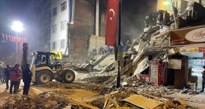 Çöken binadaki tadilatı yaptıran işletmecinin yargılanmasına devam edildi