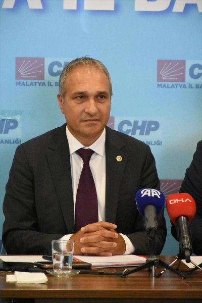 CHP Genel Başkan Yardımcısı Özçağdaş, Malatya'da eğitimcilerle bir araya geldi
