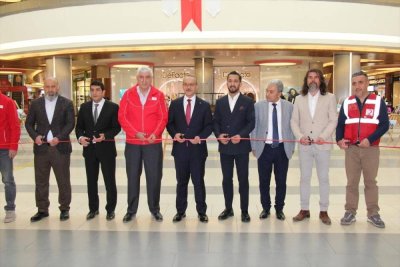 Malatya'da Kızılay Haftası dolayısıyla fotoğraf sergisi açıldı